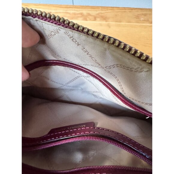 Michael Kors Crossbody Bag Patent Leather Burgundy - Picture 6 of 8